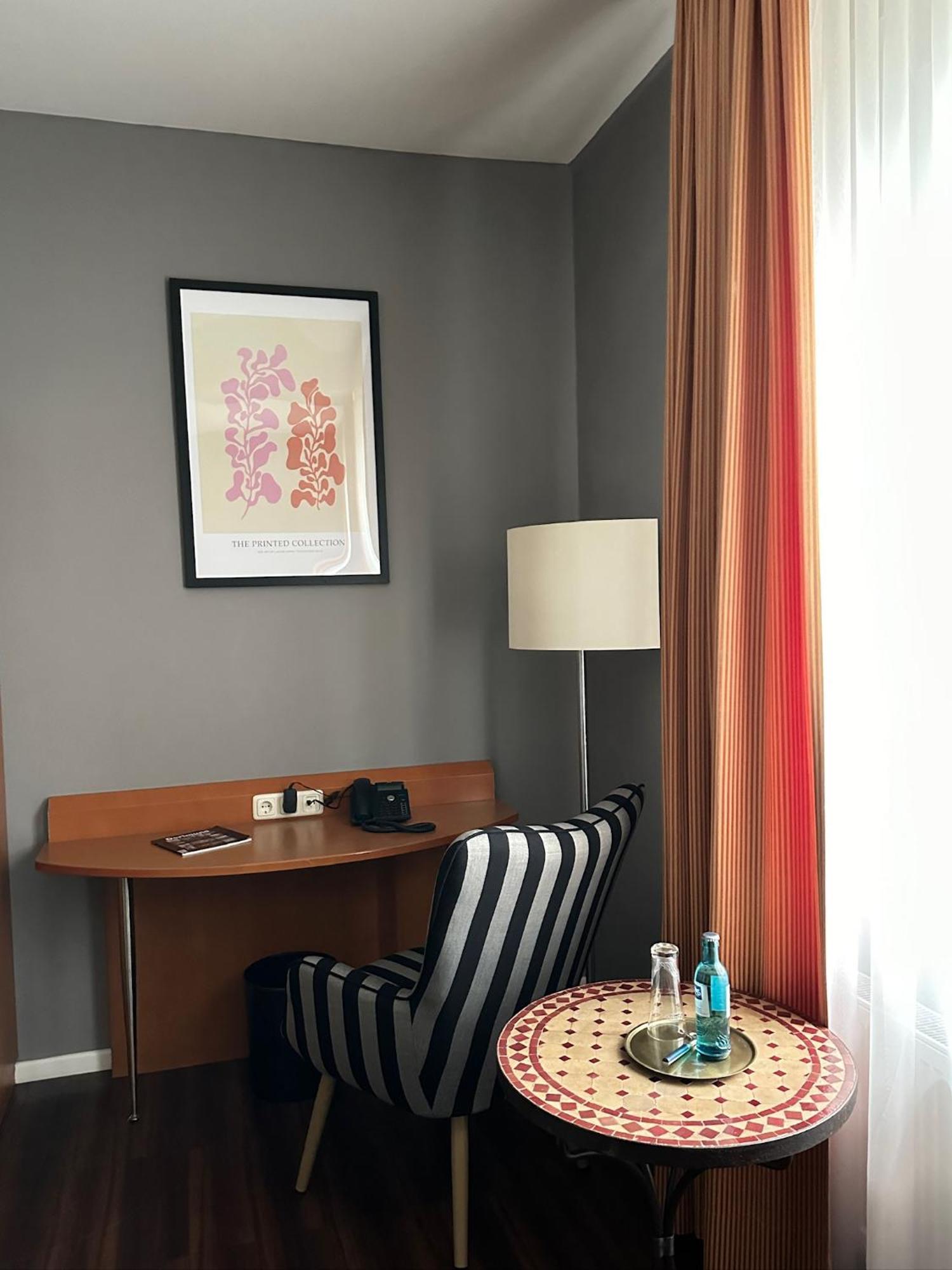 Hotel Ambiente Dortmund Esterno foto